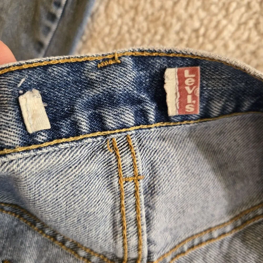 Levis note inside